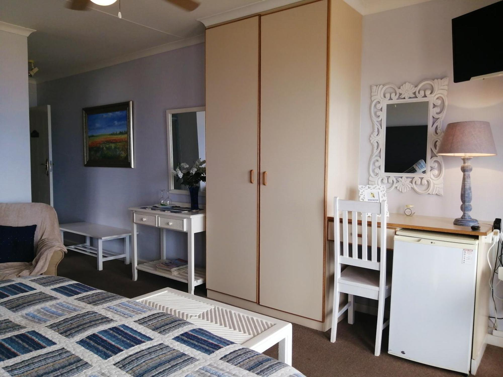 Amzee Bokmakierie Guest House Dana Bay Chambre photo