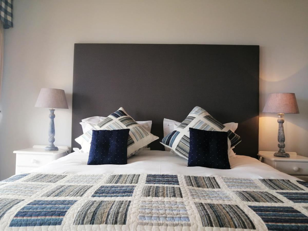 Amzee Bokmakierie Guest House Dana Bay Chambre photo